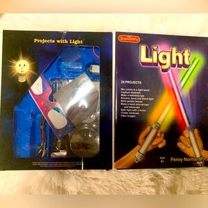 NWT- Light Book & Science Activity  Kit by SceinceWiz